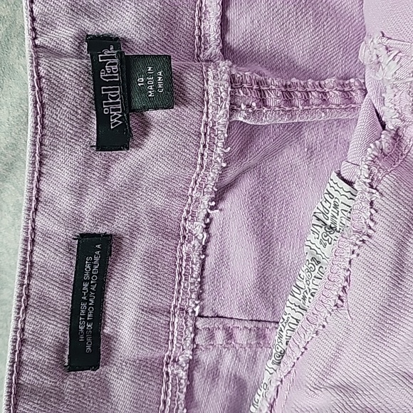 Wild Fable highest rise a-line shorts with pleats in the front. Light purple. 10 - Picture 4 of 4